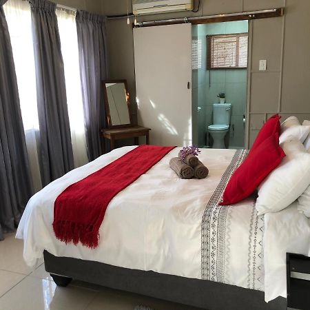 The Lavender Guesthouse 크론스타드 외부 사진