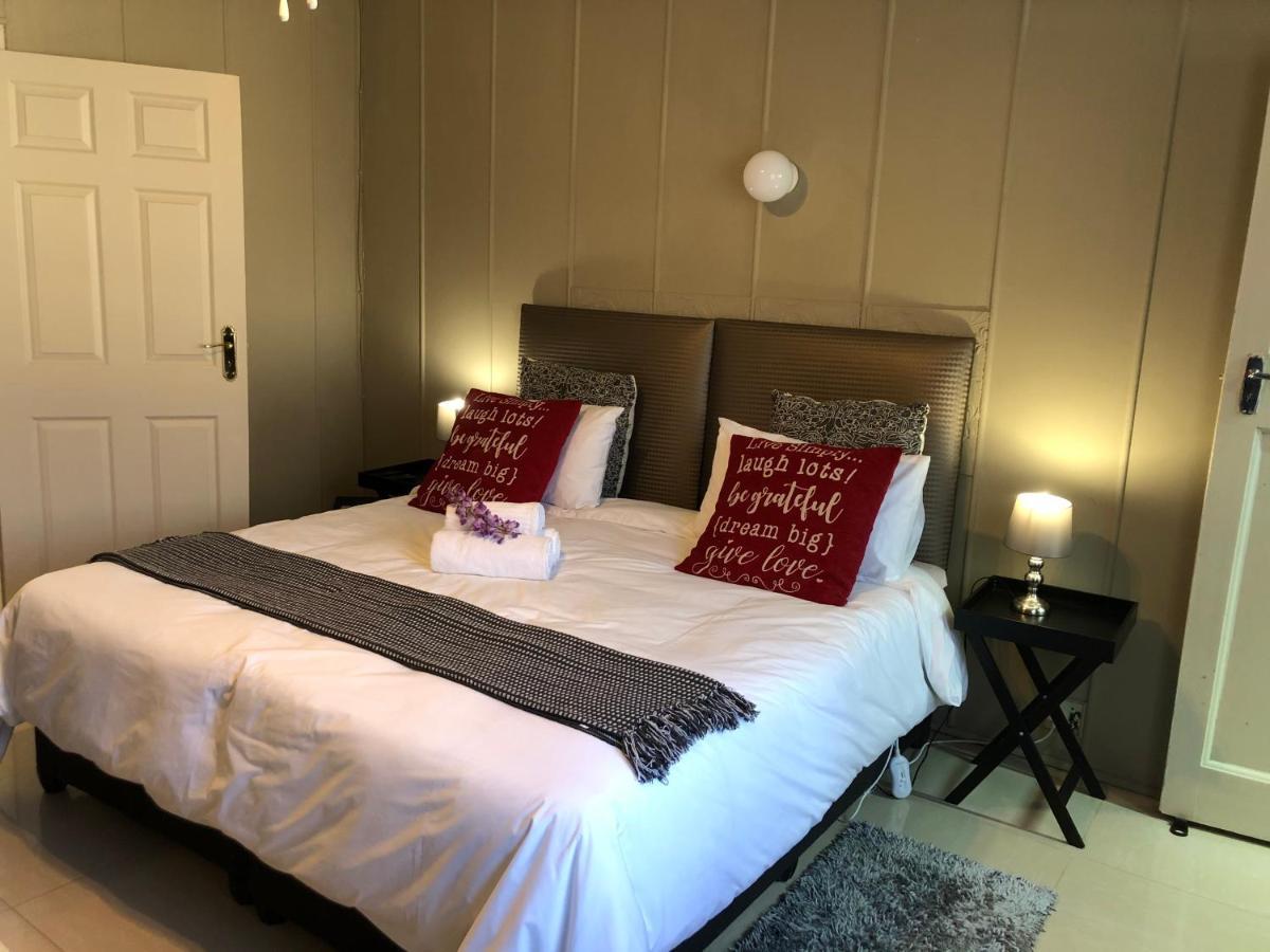 The Lavender Guesthouse 크론스타드 외부 사진
